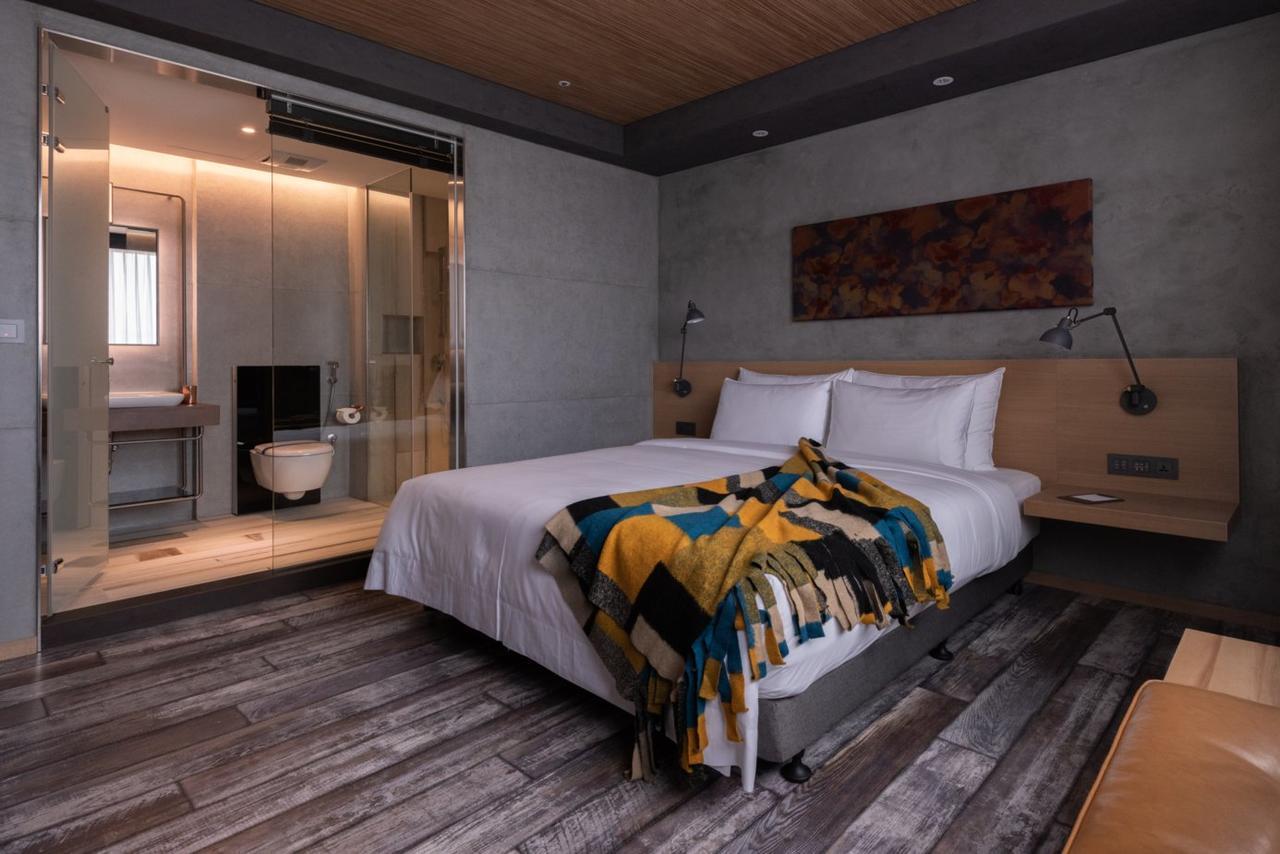 Brio Hotel Каосюн Екстериор снимка