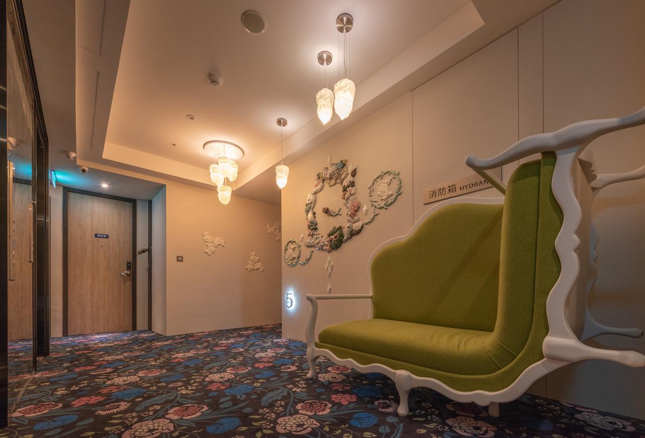 Brio Hotel Каосюн Екстериор снимка