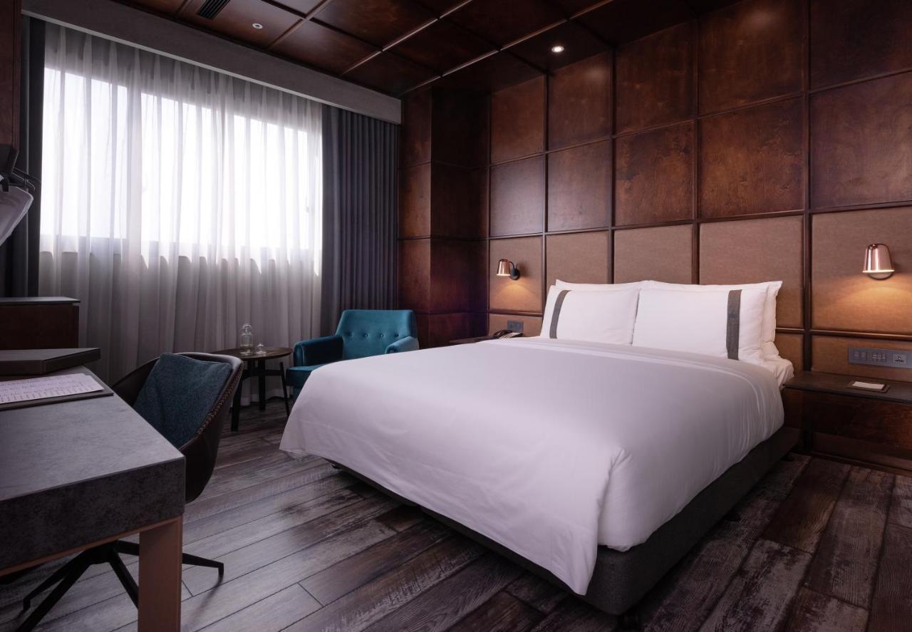 Brio Hotel Каосюн Екстериор снимка