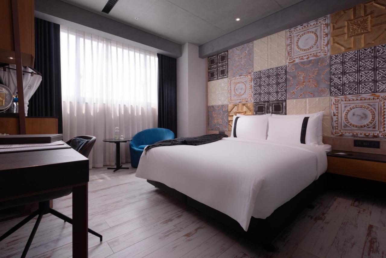 Brio Hotel Каосюн Екстериор снимка