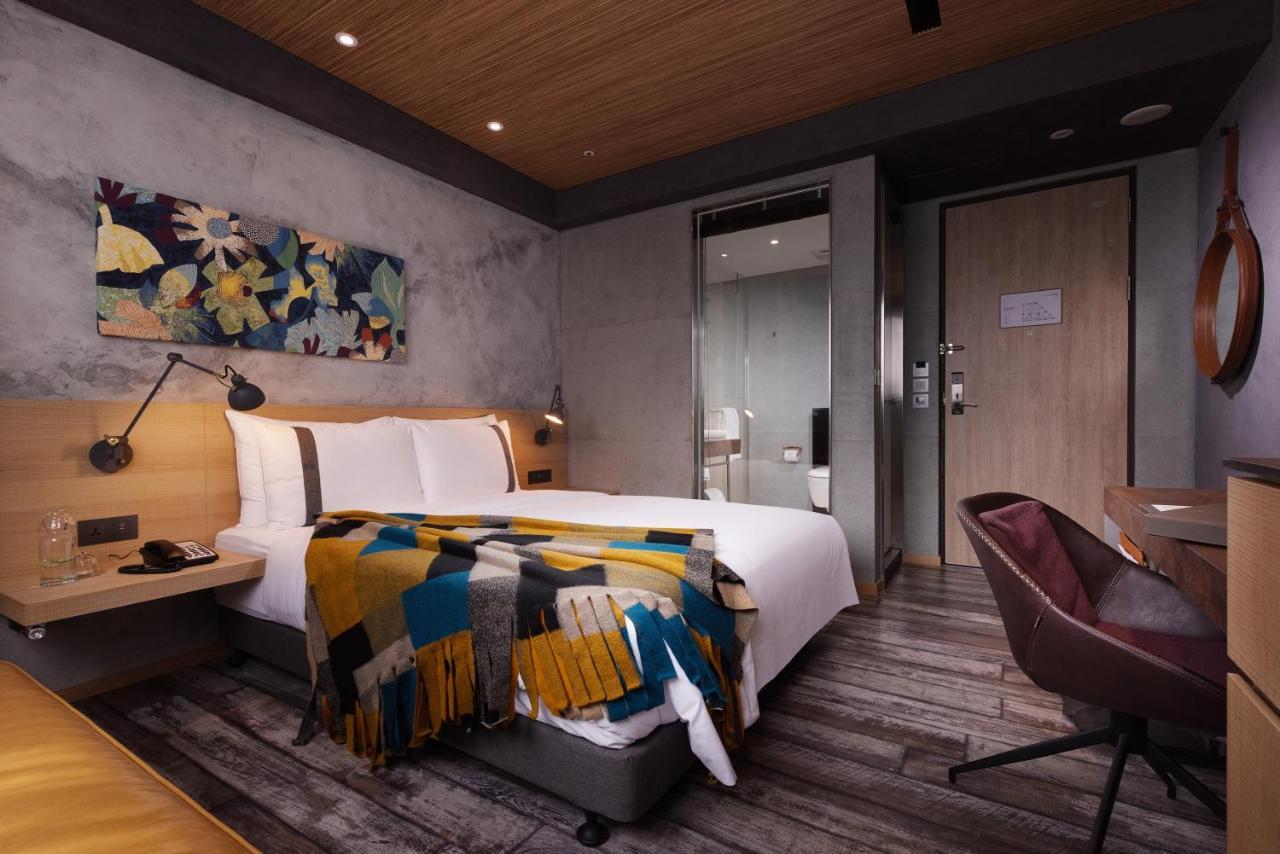 Brio Hotel Каосюн Екстериор снимка